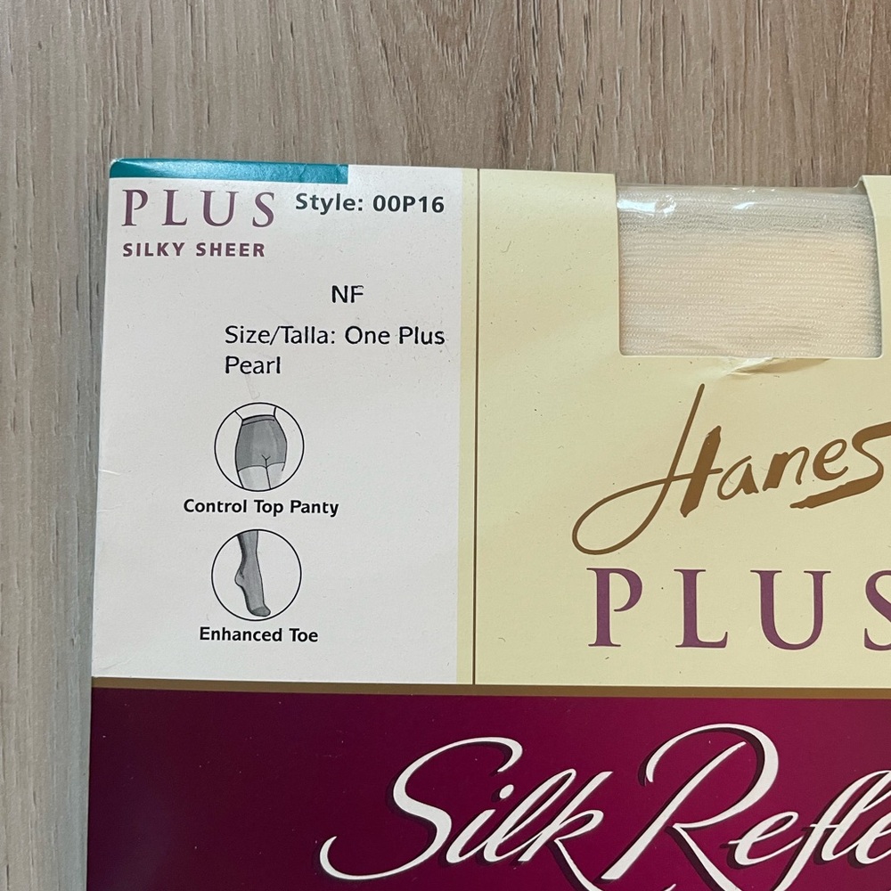 Vintage Hanes Plus Silky Sheer Pantyhose - Pearl - Picture 2 of 5